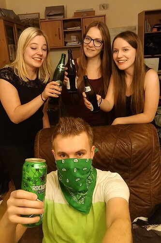 38c6de11-e2a9-4c9d-874e-da034fc390e5